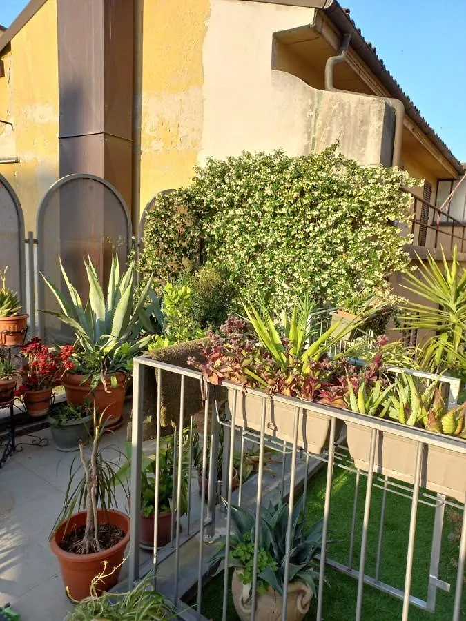 The Jasmine Terrace Retreat Apartment Bologna