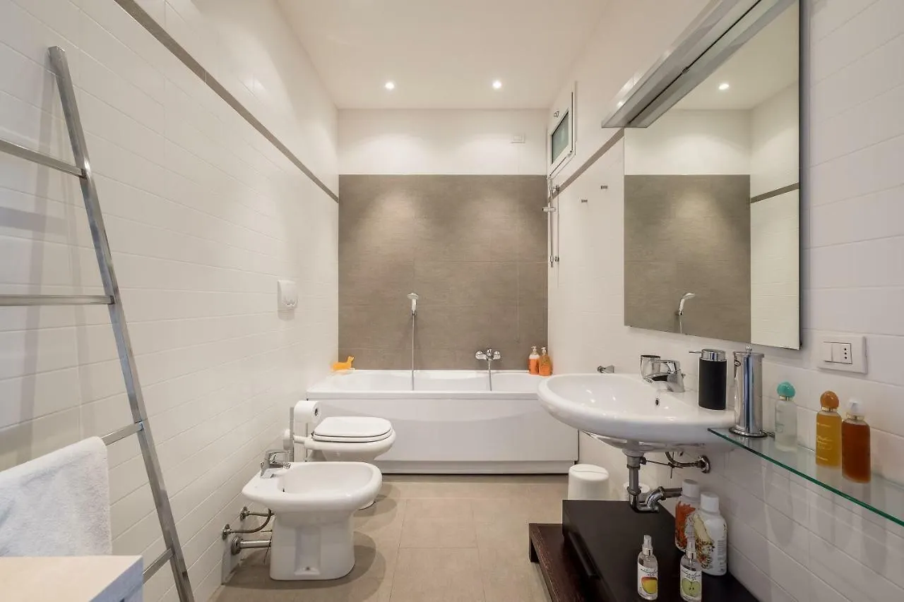 The Jasmine Terrace Retreat Apartment Bologna 0*,  Italy