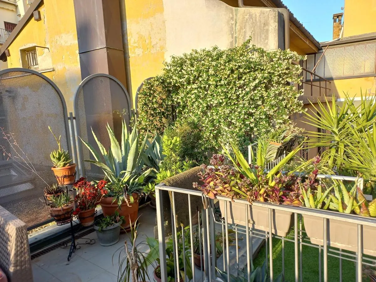The Jasmine Terrace Retreat Apartment Bologna