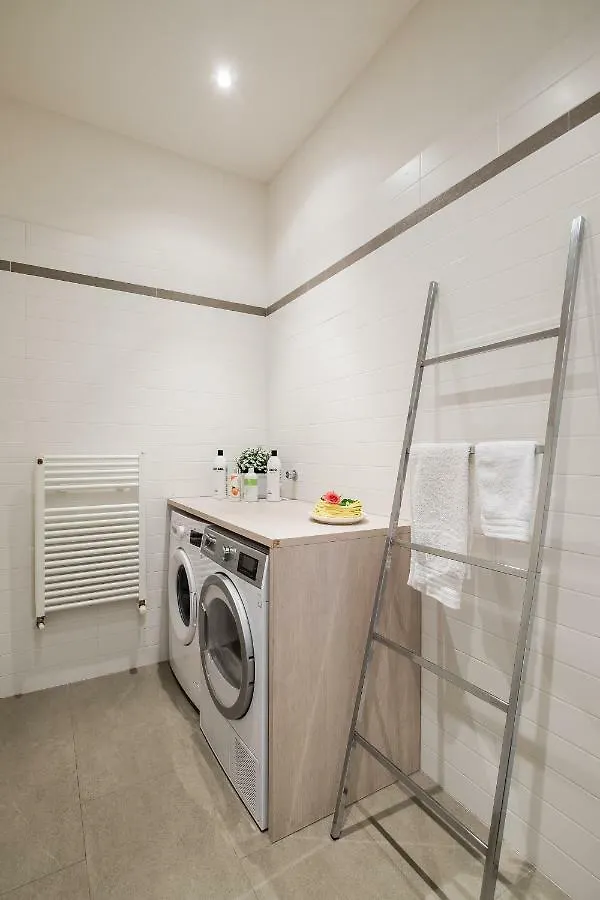 The Jasmine Terrace Retreat Apartment Bologna
